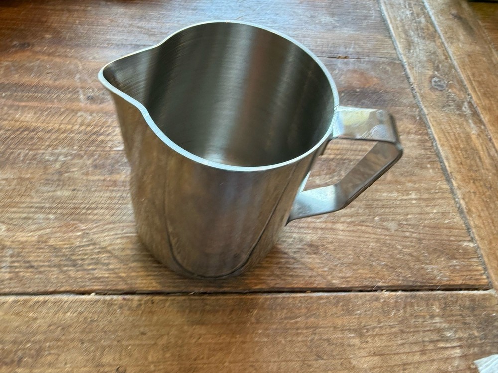 Rattleware 20oz Frothing Pitcher