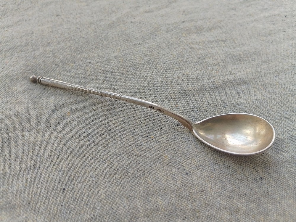 ANTIQUE HAND ENGRAVED 84 SILVER SPOON