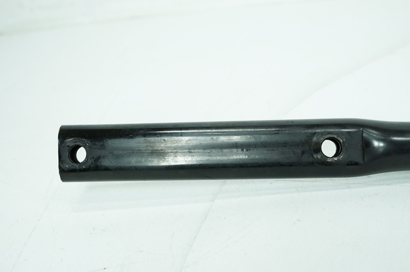 14 Harley Sportster XL883 L OEM Exhaust Muffler Interconnect Bracket Support Bar