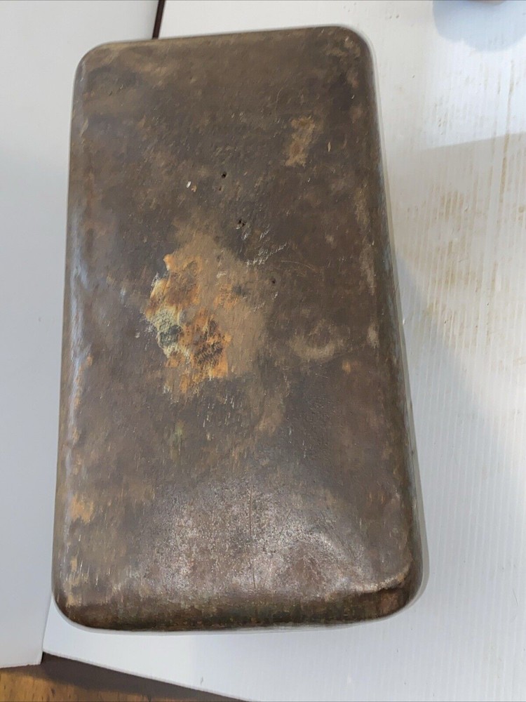 Antique Metal Toolbox/Tacklebox