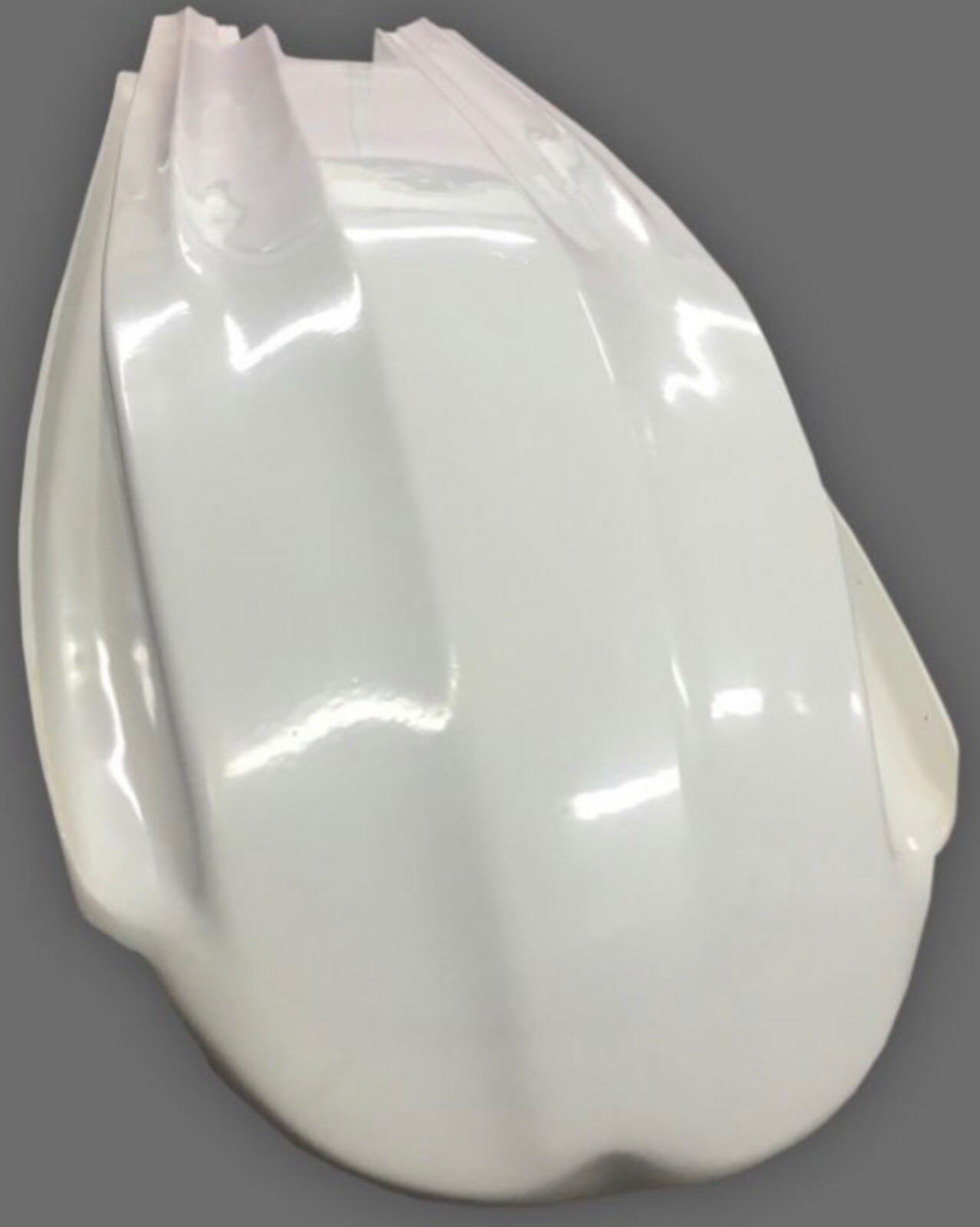 Polymer World White Gelcoat with Wax 1 Gallon, Boats, Cars, RV, Fiberglass ,Tubs