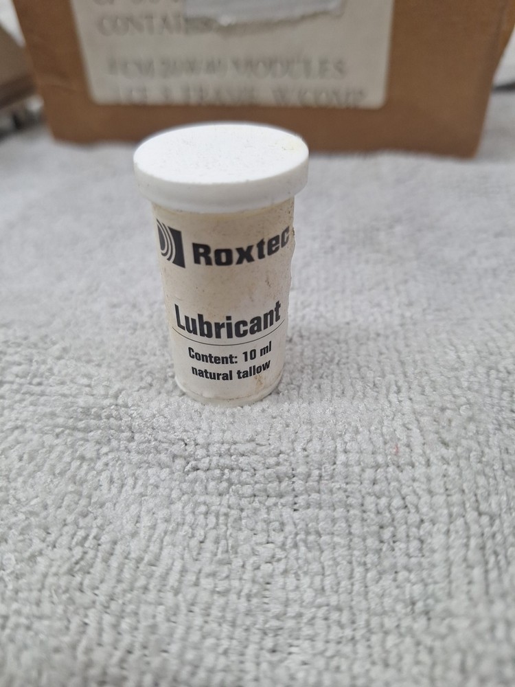 Roxtec CF8 8/8 Kit. 4cm 20W40 Modules 1cf 8 Frame W/comp