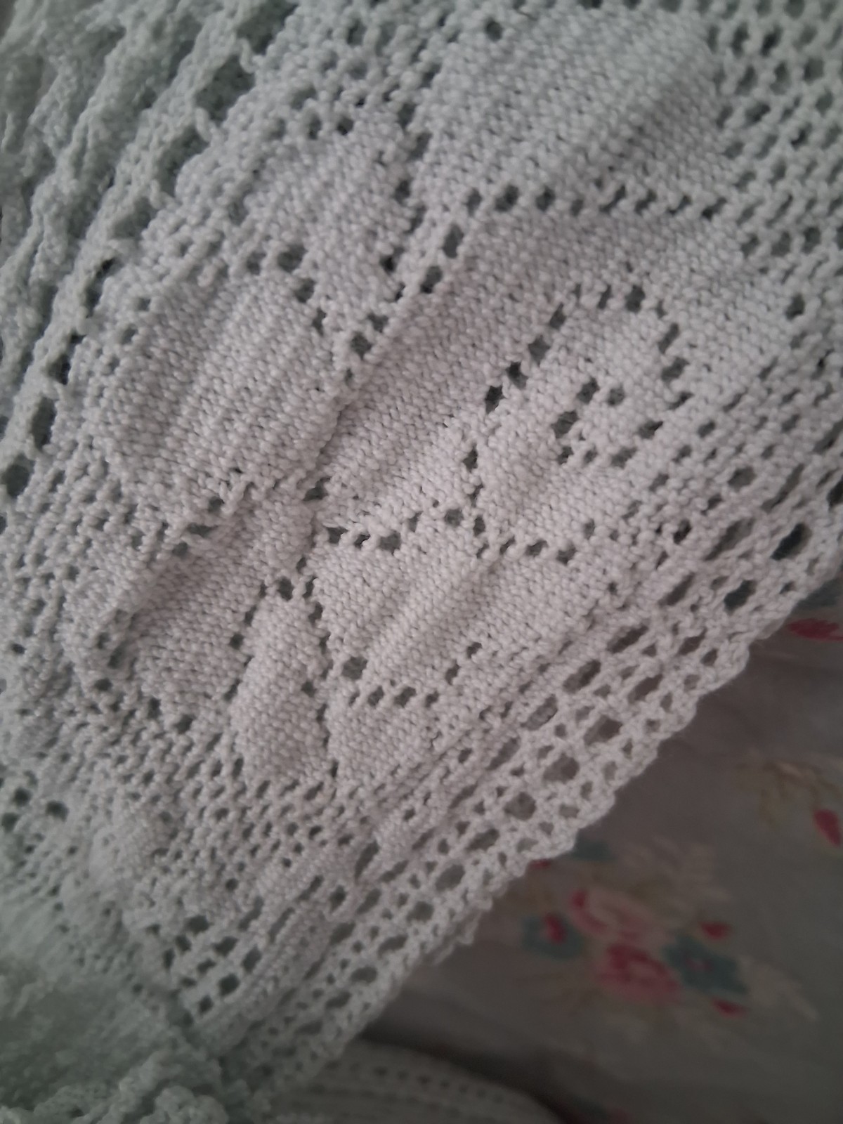 10 yds Rachel Ashwell Shabby Chic Crochet Cluny Rose Lace Teal /tablecloth duvet