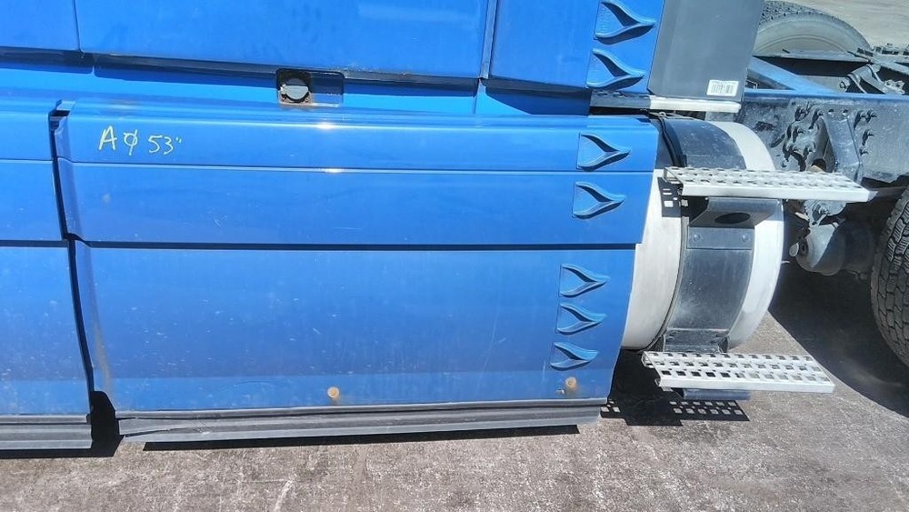 For 2017 VOLVO VNL SIDE FAIRING Left ,  OH