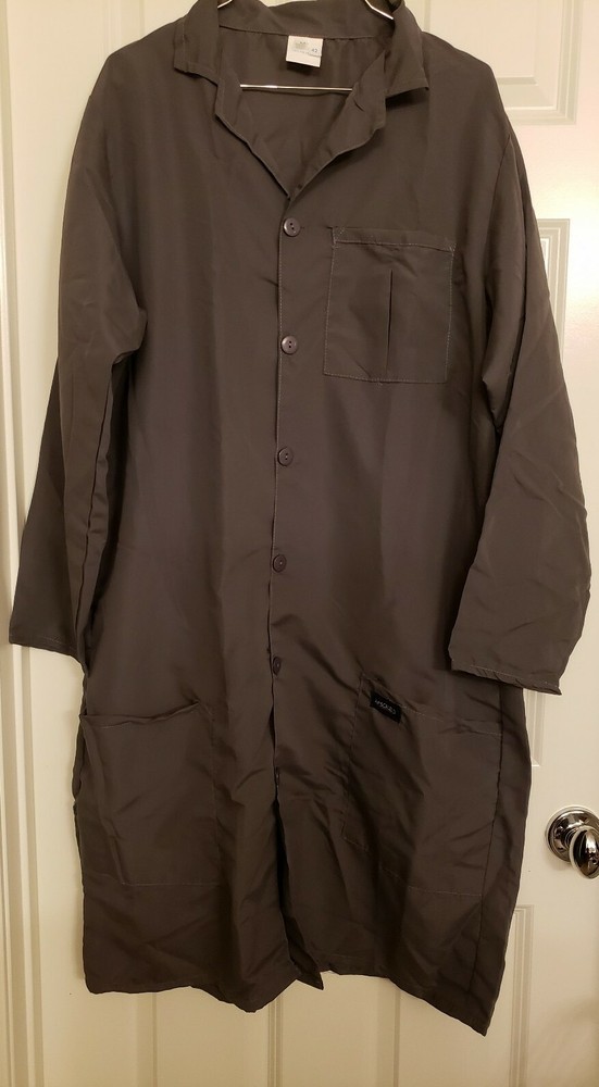 🎉Lab Gown- size M 36