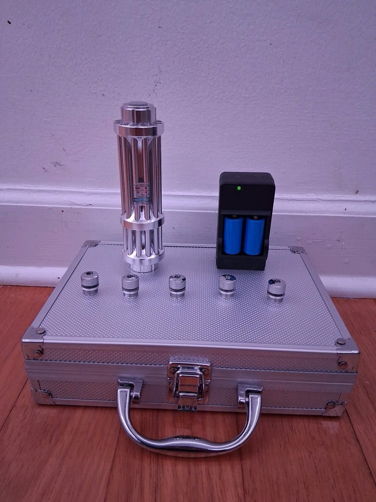 Chargable Battery Powered  Powerful Laser Pointer | With Case And Design Caps
