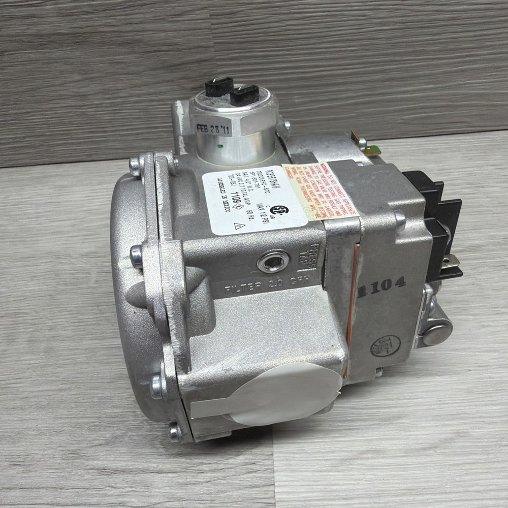 Robertshaw 700-059 High Capacity Gas Valve For D Pilot Ignition System, 24V, New