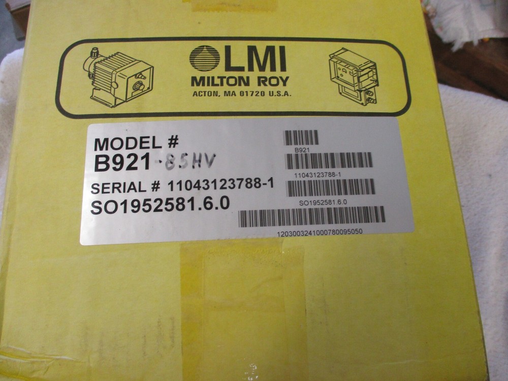 NIB LMI Microprocessor Dosing Pump    B921-85HV   (#2)