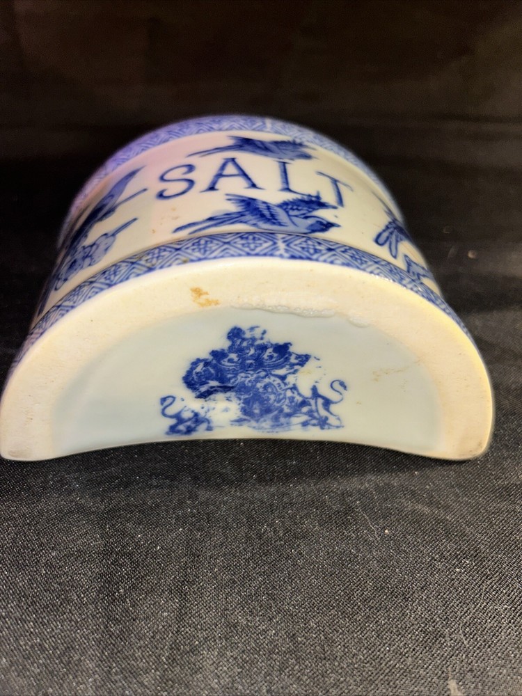 Victoria Ironstone Salt Cellar Hanging Box