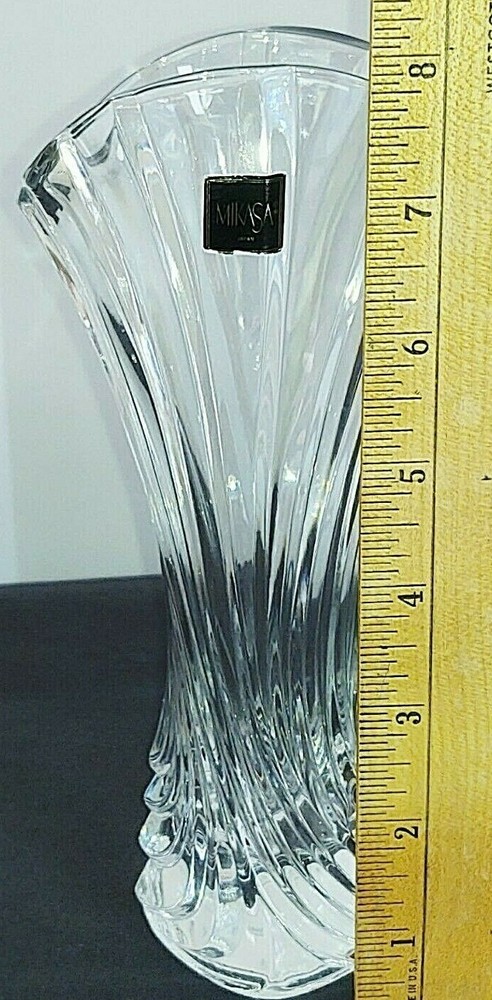 CRYSTAL MIKASA BUD VASE