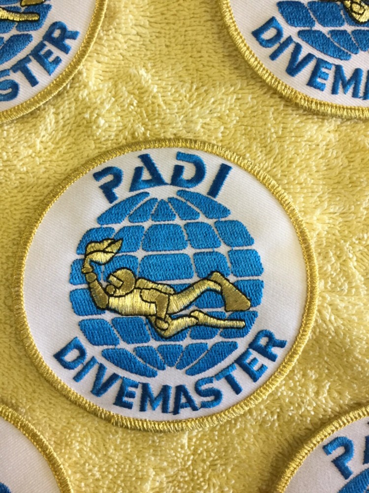 PADI DIVEMASTER SCUBA PATCH - 5 TOTAL PATCHES - AS PICTURED