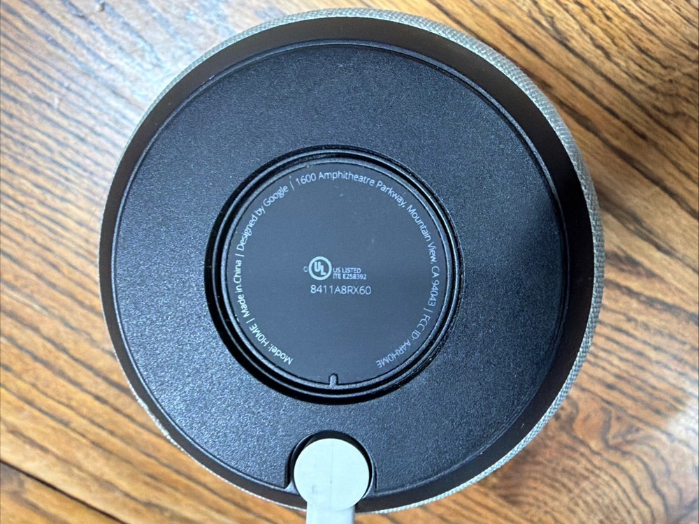 Google Home Smart Assistant - White Slate (US)