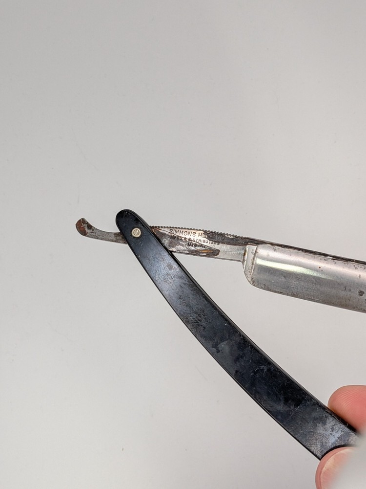 Simmons Hardware Keen Kutter Royal Straight Razor