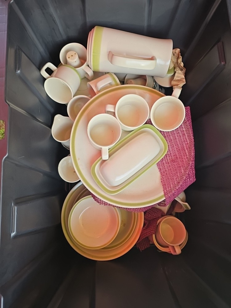 Vintage DIshes