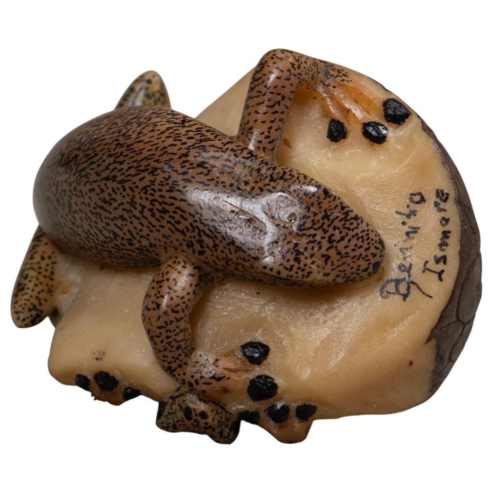 Double Brown Gecko Lizard Tagua Carving