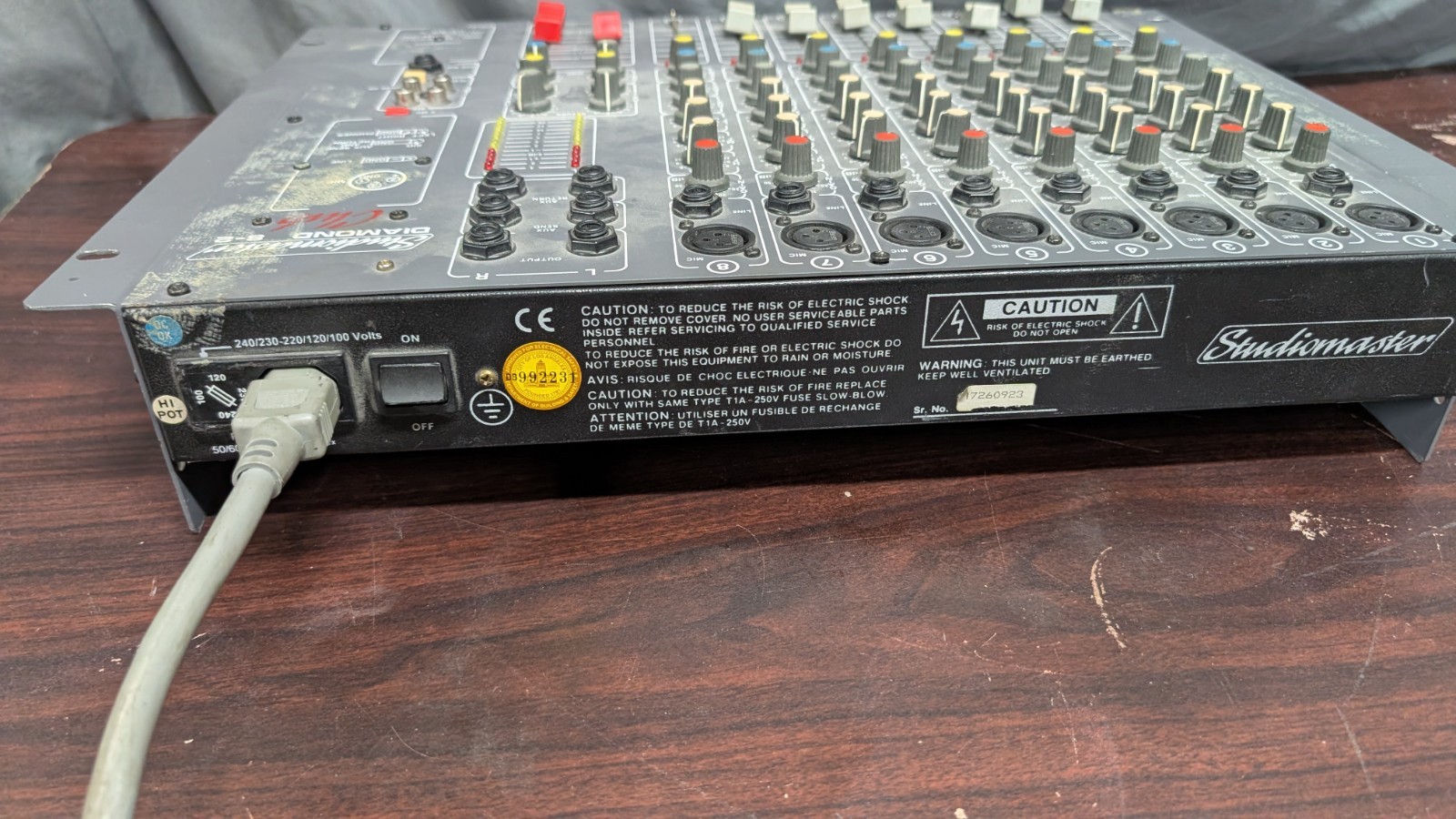 STUDIOMASTER DIAMOND 8-2RB MIXER