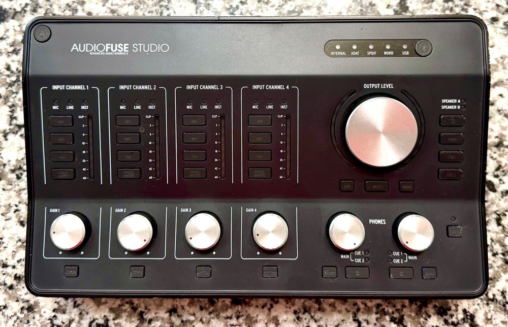 Arturia AudioFuse Studio – Premium USB-C Audio Interface (18x20)