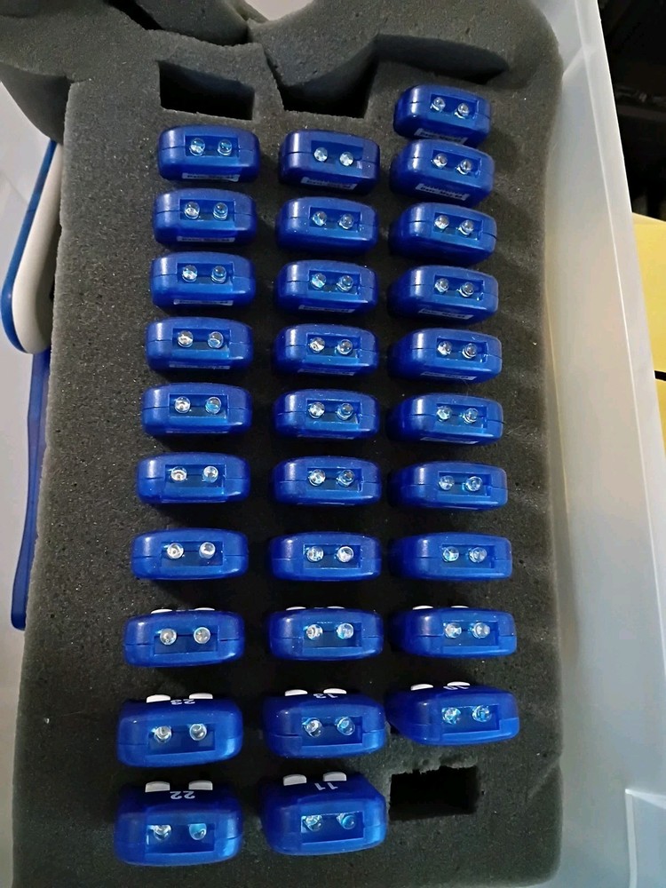 Lot Of 10 Einstruction Classroom Performance System Remotes Receiver