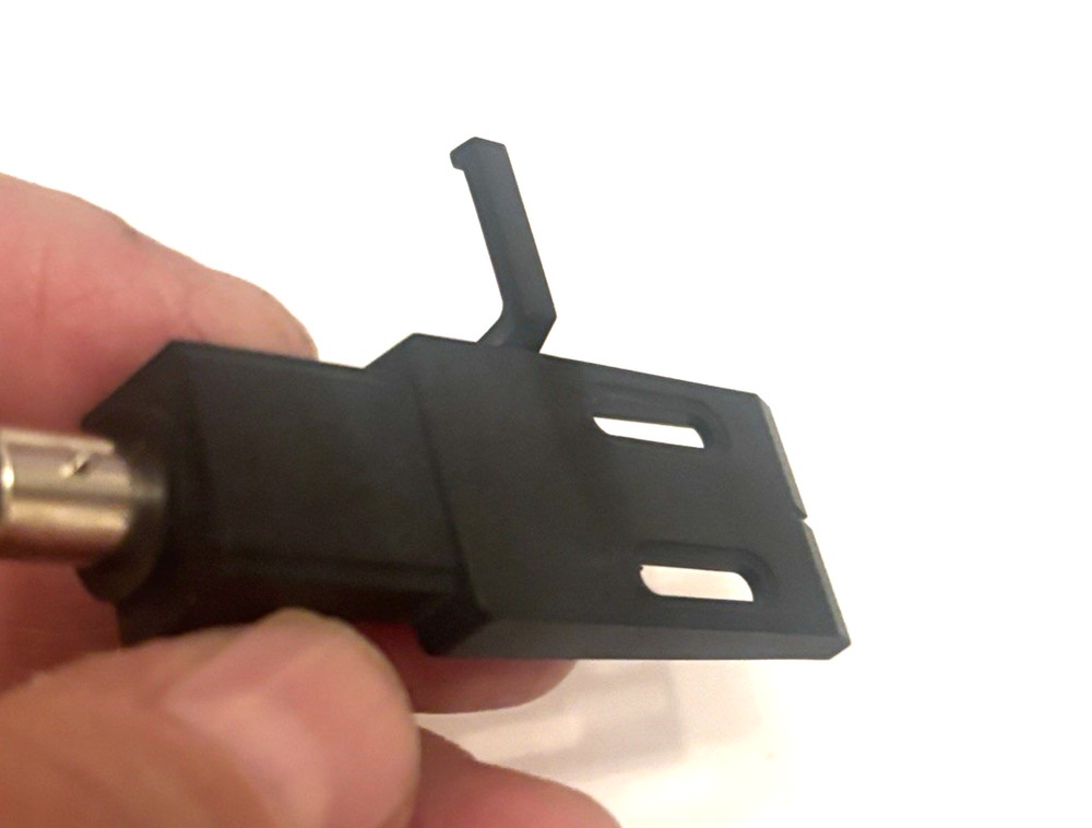 BLACK TURNTABLE HEADSHELL - NOS - MAKE UNKNOWN