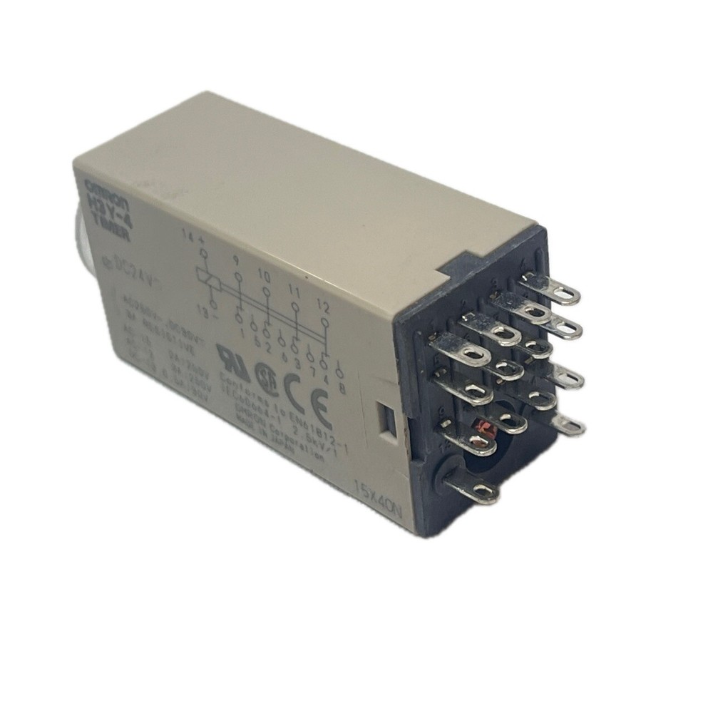 Omron H3Y-4 Timer