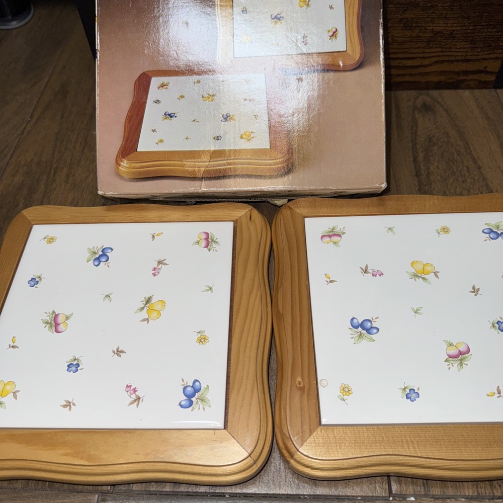 Fruit Chintz 8 inch trivet’s set with ceramic tile