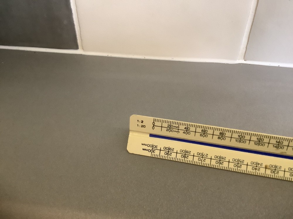 Vintage Blundell Harling Triangular Architects / Engineers Metric Scale Rule