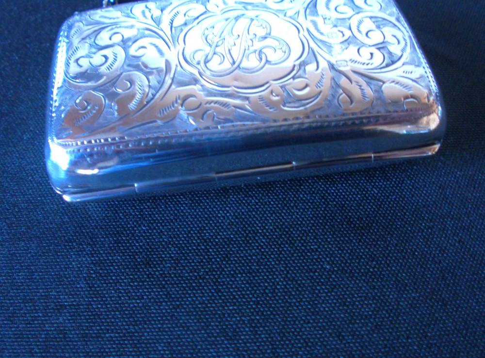 Solid Silver Beautiful Purse Hallmark Dated 1903 By Thomas Bishton Birmingham