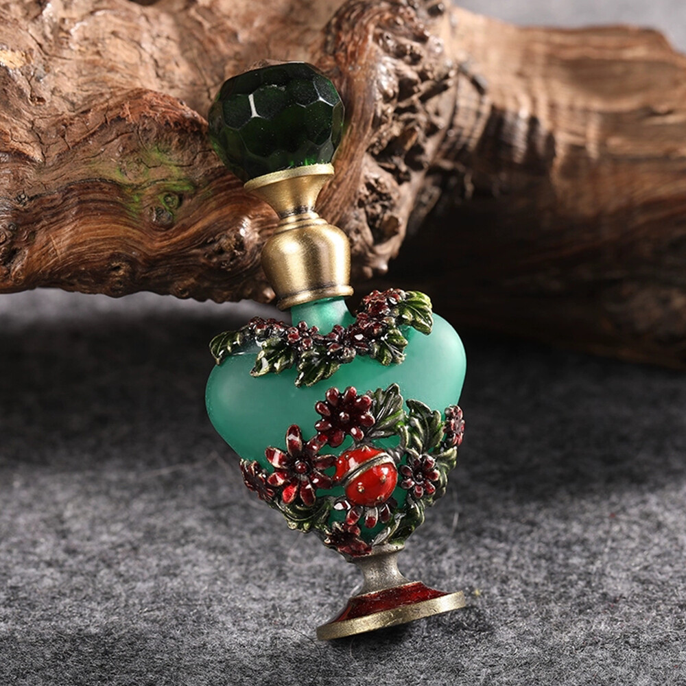 5ml Heart Shape Bottle Refillable Container Storage Repackaging Perfume Sample