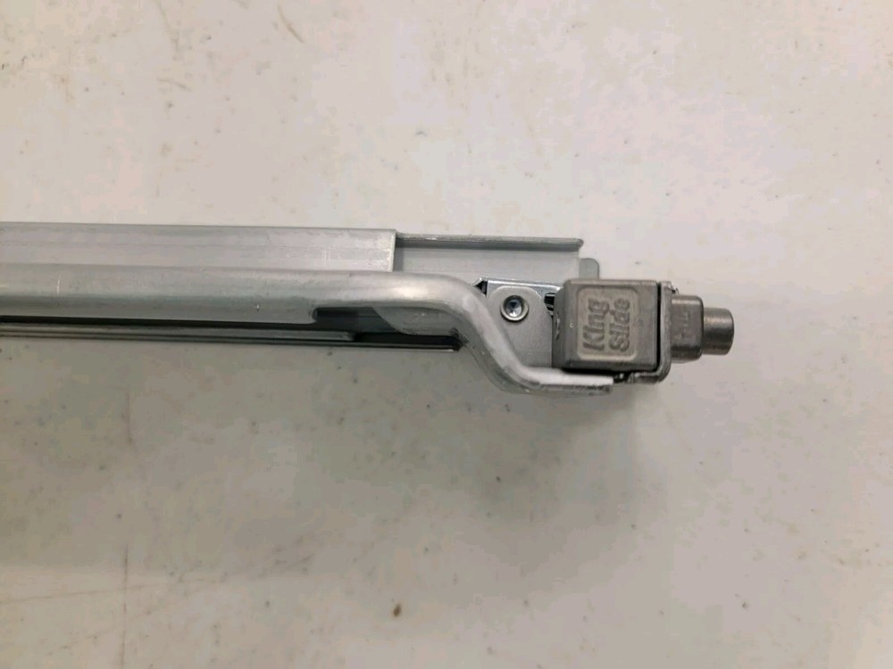 King Slide Rack Mount Slider #800-102494-02