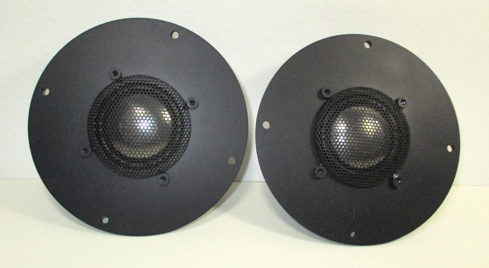 Unbranded 5" Round Dome Tweeter Speakers 8 Ohms NOS Germany Tested Pair