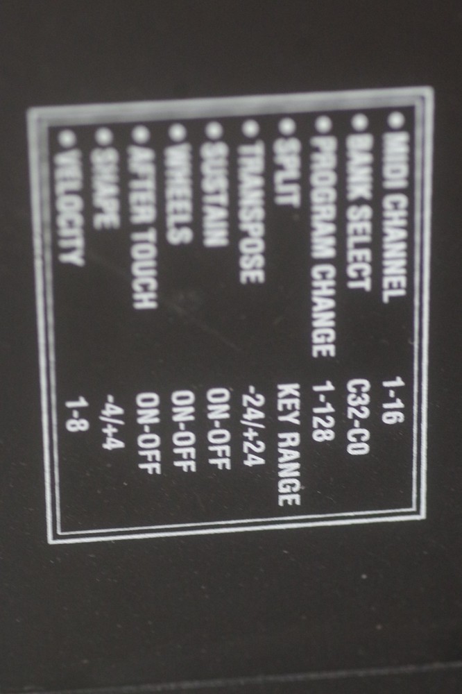 STUDIOLOGIC 61 KEY SL-161 MIDI CONTROLLER, WITH FOOT PEDALS, GREAT CONDITION!