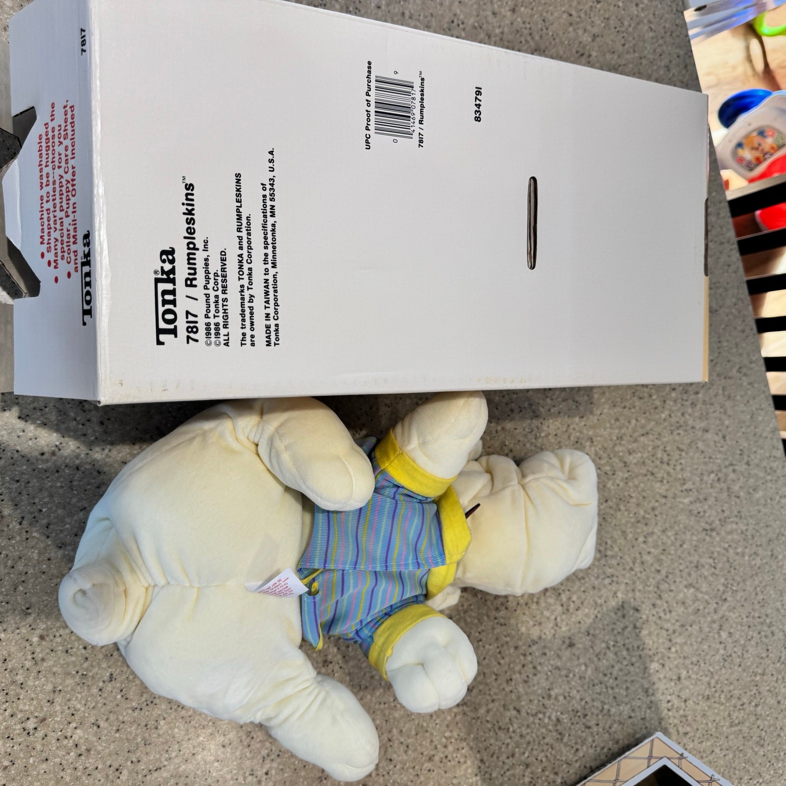 Vintage 1986 Tonka Pound Puppies White Puppy w/ Shirt Collar #7817 In Box Retro