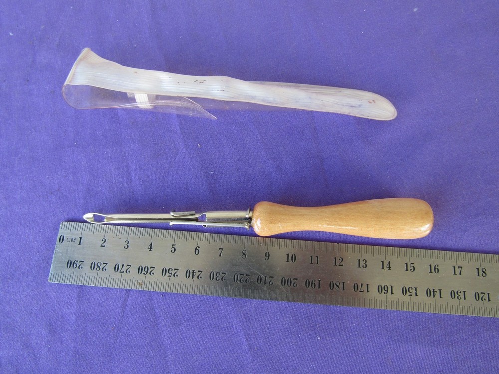 Clover Punch Needle Tool As New