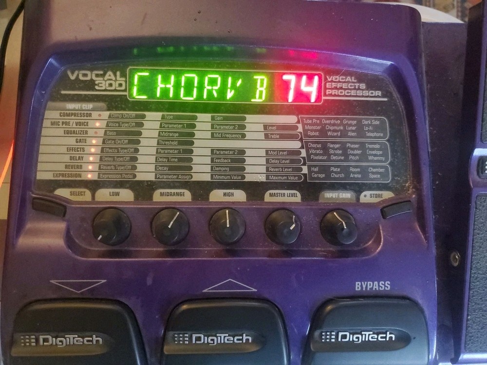 Digitech Vocal 300￼ effects pedal￼