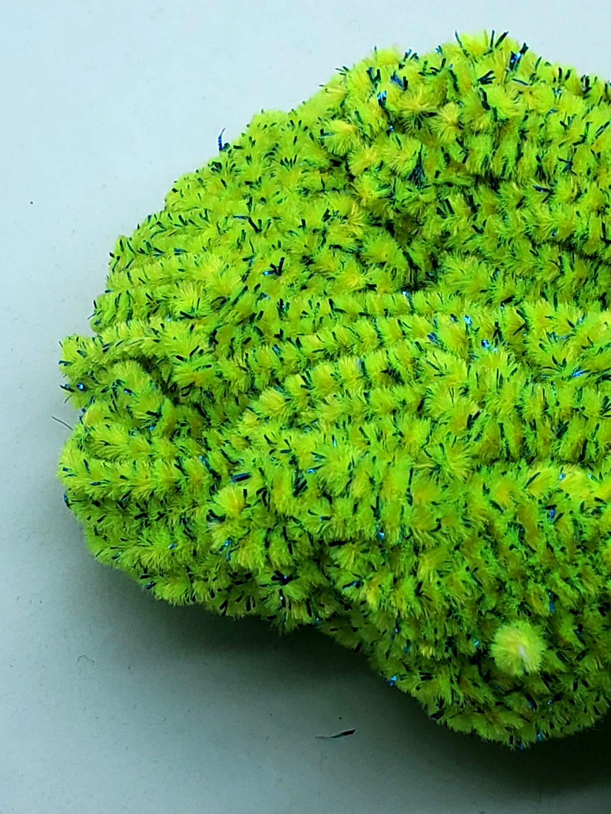 MELLOW YELLOW New Age Chenille 4 Yard Pack Size #2 Medium Fly & Jig Tying