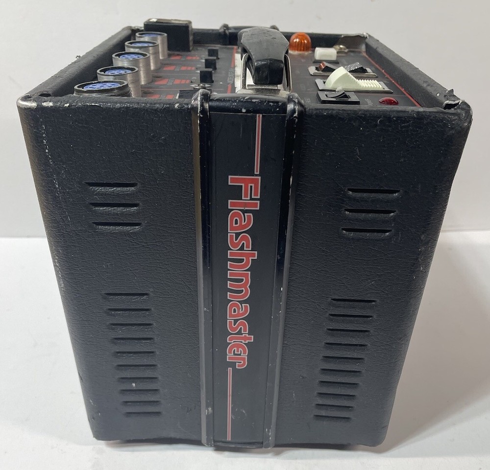 Photogenic Professional Lighting Flashmaster AA06B