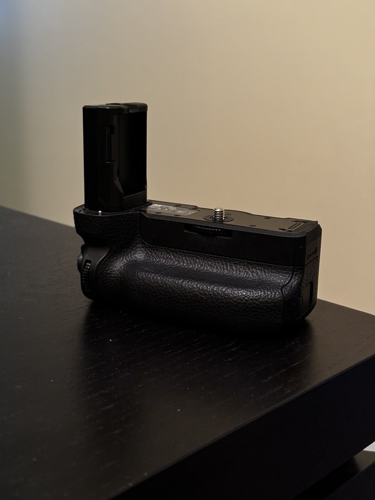 Sony VG-C3EM battery grip