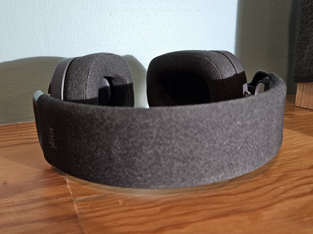 Logitech Zone Vibe 125 Graphite Bluetooth Wireless Over-Ear Headset- No Receiver