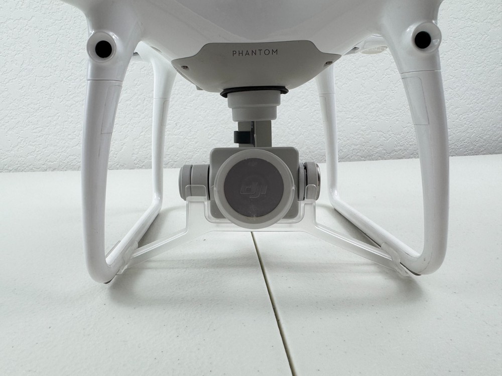 DJI Phantom 4 Pro 4K Camera Drone - White WM331A Bundle DRONE + CAMERA ONLY