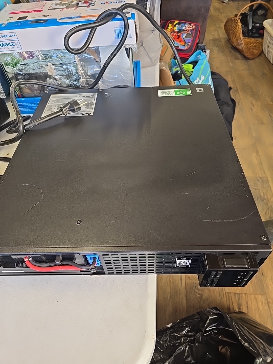 APC SMX1500RM2UCNC Battery Backup UPS No Net Card No Batt No Caddy No FacePlate