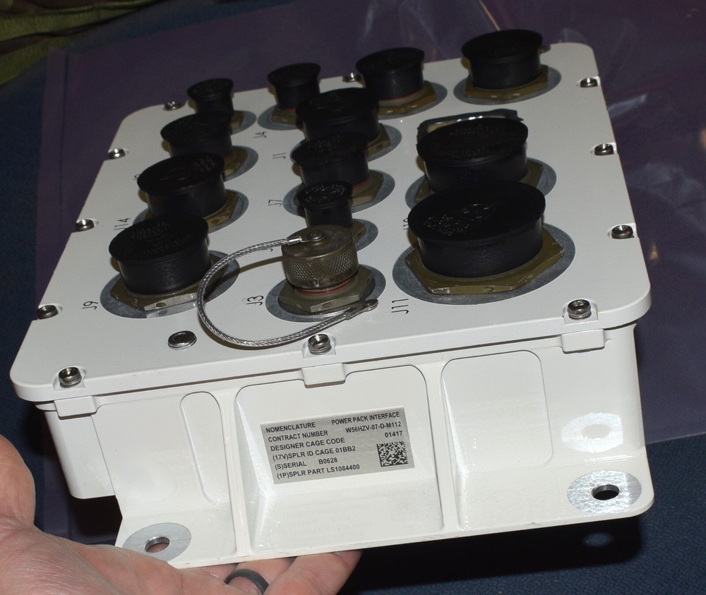 GENERAL DYNAMICS APC POWER PACK INTERFACE PANEL LS1084400 2510-01-645-1815