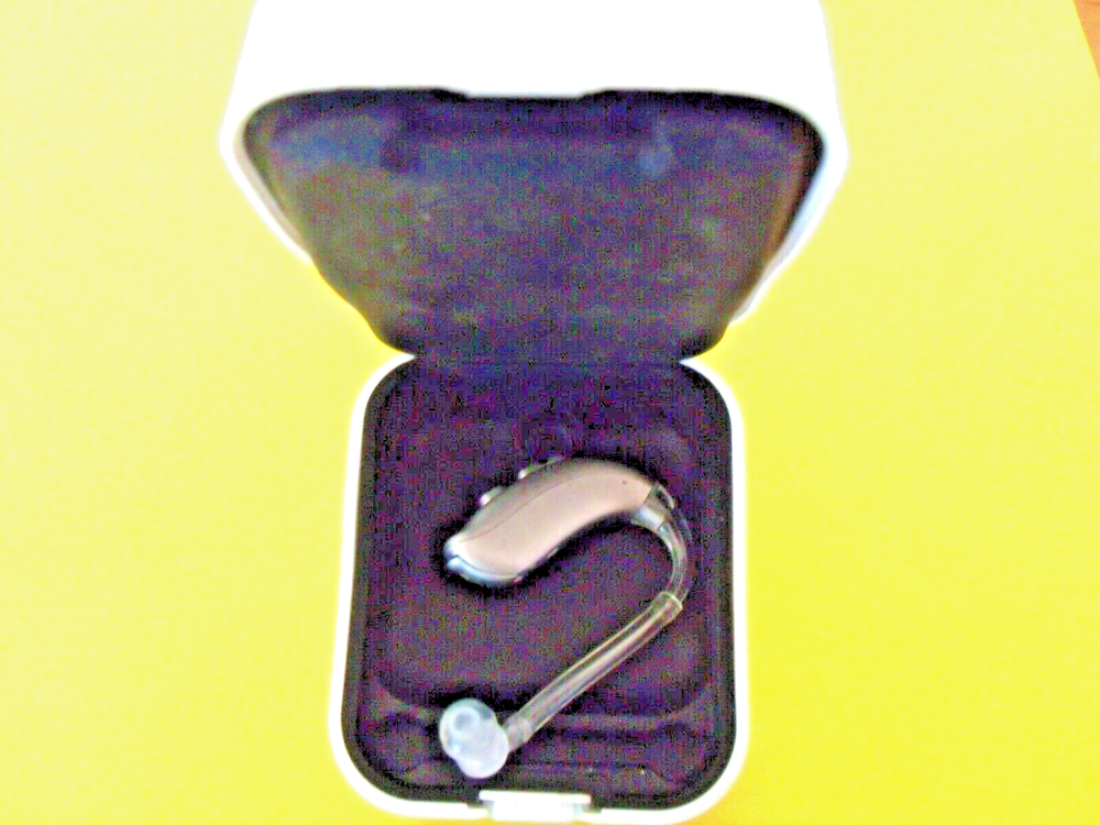 PAIR PROGRAMMABLE BEHIND THE EAR DIGITAL HEARING AID PROFOUND LOSS