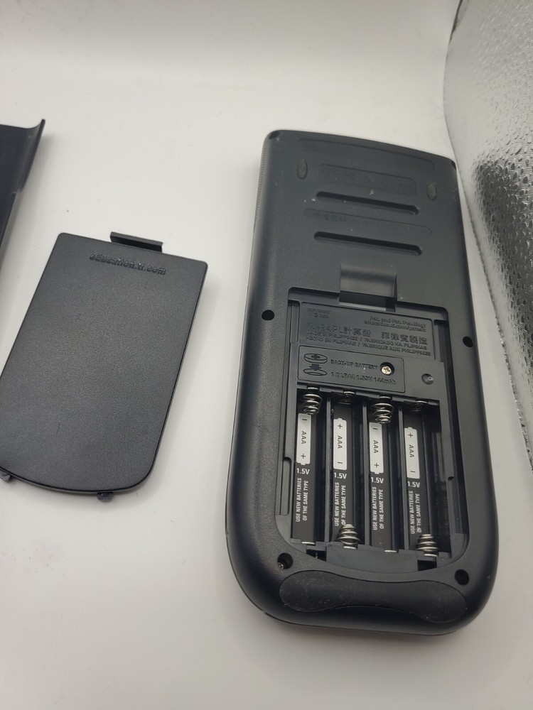 Texas Instruments TI-84 Plus Graphing Calculator With Cover Tested !
