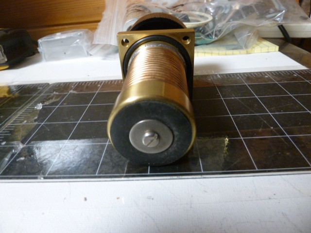 KEY BRASS MANUAL BELLOWS VACUUM VALVE