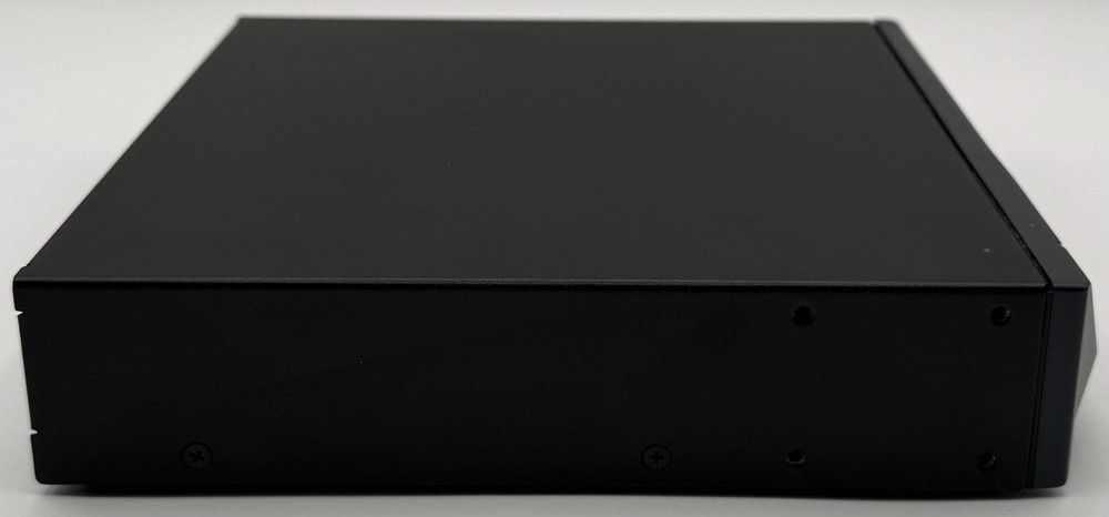 ZeeVee ZVP610i Networking Device Black