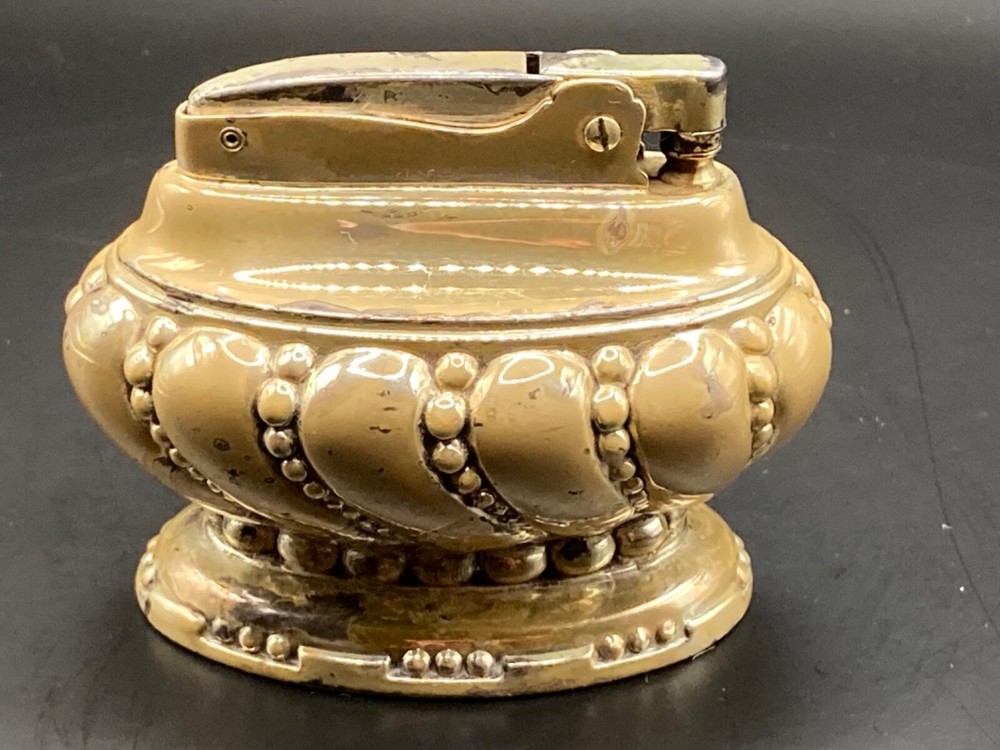 Vintage Ronson “Crown” Table Lighter