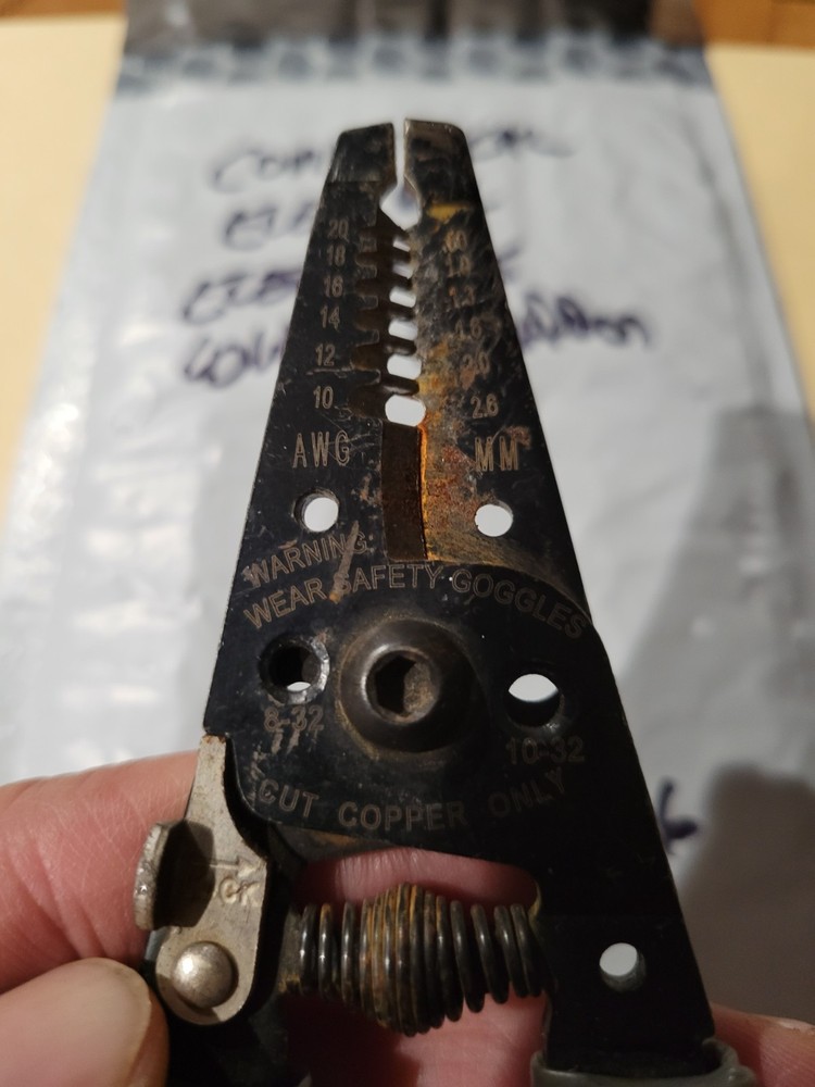 COMMERCIAL ELECTRIC - ELECTRIAN'S WIRE STRIPPER- NICE SHAPE