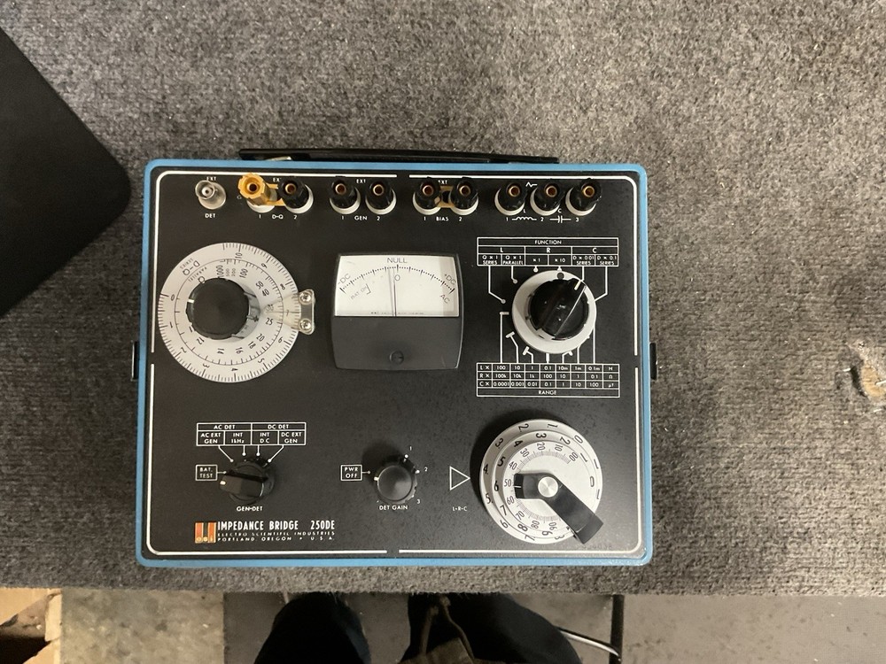 Electro Scientific Portable Impedance Bridge 250DE