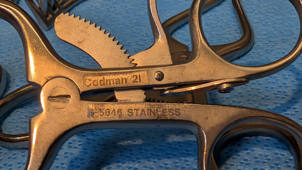 Jarit 205-140 Codman 50-5646 Weitlaner Retractor 4-1/4" Sharp Surgical