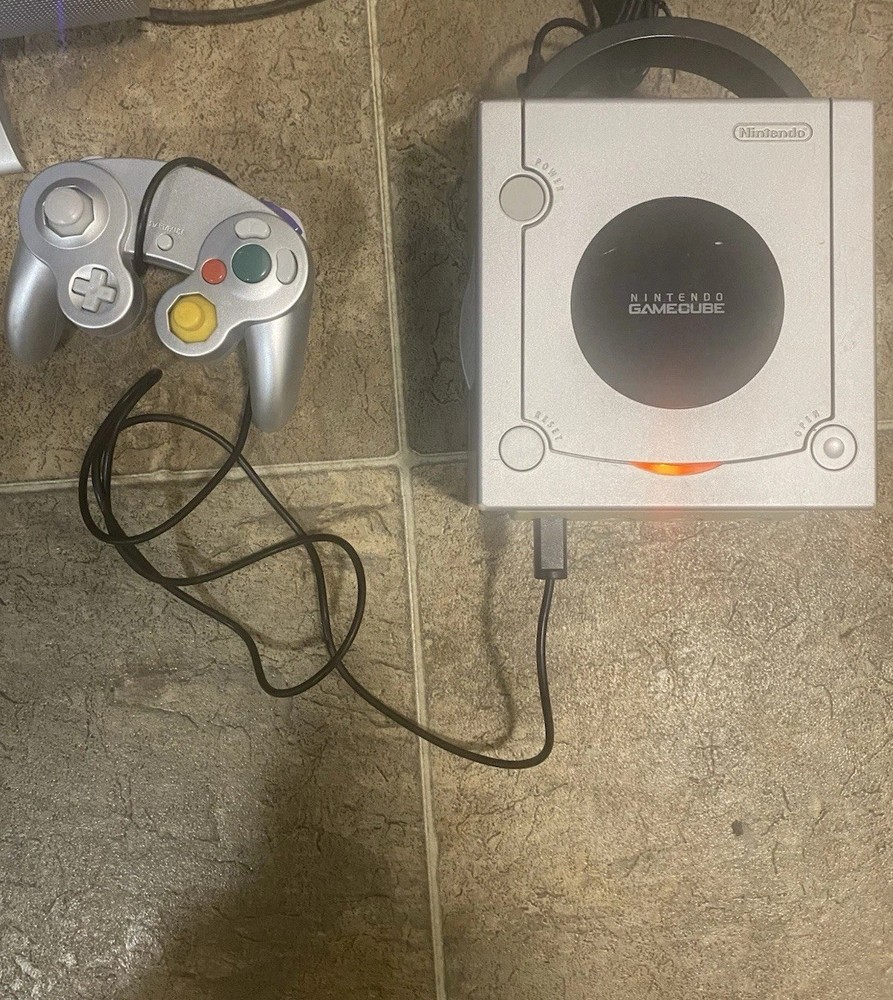 GameCube With game testris World